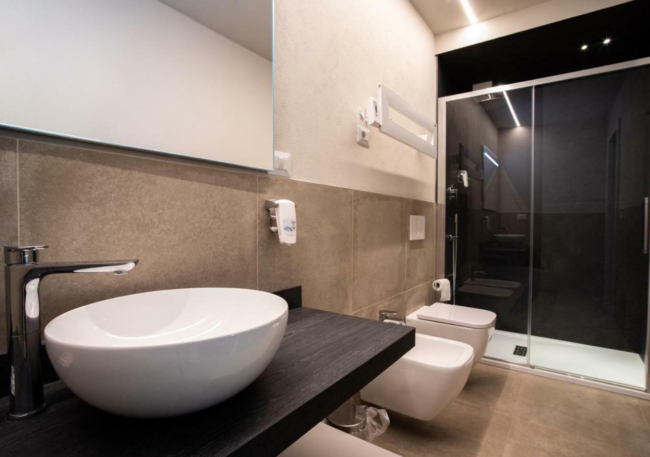 Astoria Living Apartments Bologna Exteriör bild