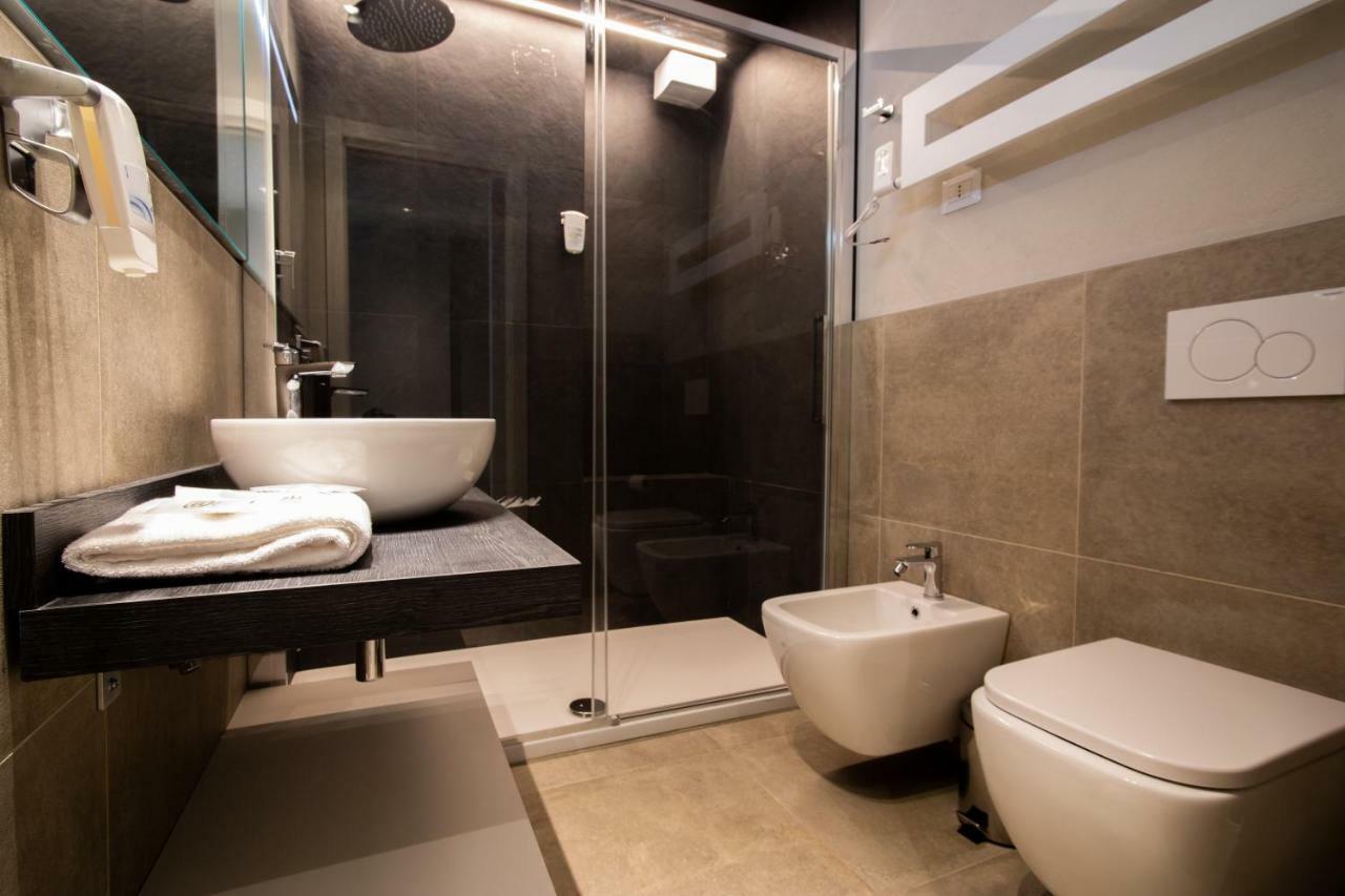 Astoria Living Apartments Bologna Exteriör bild
